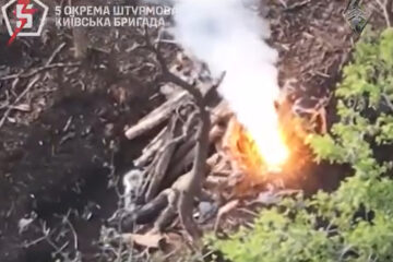 «Приліт, якого не чекали»: штурмовики FPV-дронами розбили укріплені позиції окупантів