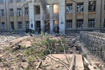 Двоє загиблих, дванадцятеро поранених: стали відомі наслідки ворожої атаки на Білгород-Дністровський
