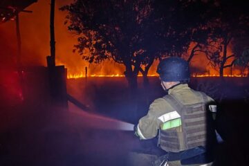 Миколаїв атакували балістикою та «шахедами»