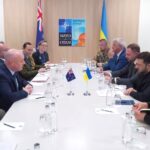 Інвестиції у ВПК — Володимир Зеленський обговорив з прем’єром Нової Зеландії боротьбу з «шахедами»