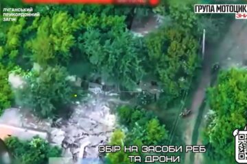 Навіть мотоциклісти не втечуть: на Куп’янському напрямку FPV-дрони наздогнали чергову групу окупантів