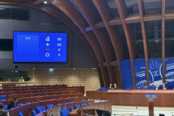 Катували 95% українців: ПАРЄ закликала росію до обміну полоненими у форматі «всіх на всіх»