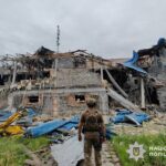 Війська рф завдали ударів по Донеччині: пошкоджено адмінбудівлю, є постраждалі