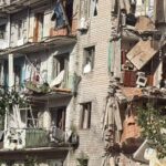 Росія атакувала багатоповерхівку в Лимані, постраждала родина з дитиною