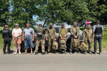 Ухилянти одягли військову форму, щоб втекти до Молдови