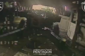 Відео на мільйон доларів — наші штурмовики спалили пару російських гармат та вантажівку