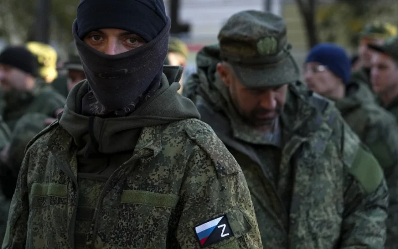 На ТОТ Луганщини окупанти місяцями не виплачують жителям заробітну плату