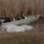 Форсують територію на малих човнах: росіяни активізувалися на Придніпровському напрямку