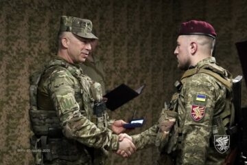 П’ять колон по 40 одиниць техніки за день: спогади командира взводу БПЛА про перші бої під Торецьком