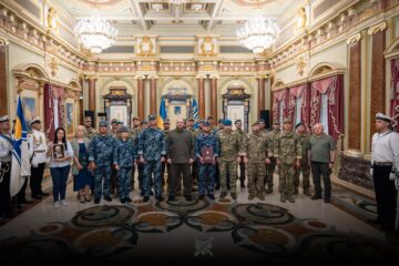 Два шляхи, одна мета: як командир-артилерист та воїн з протезом отримали ордени за свою мужність