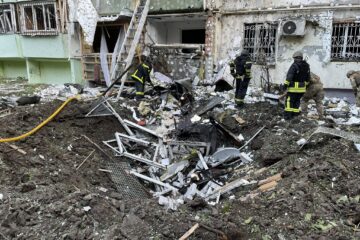 Чернівці палають від російських ударів: є жертви та значні руйнування