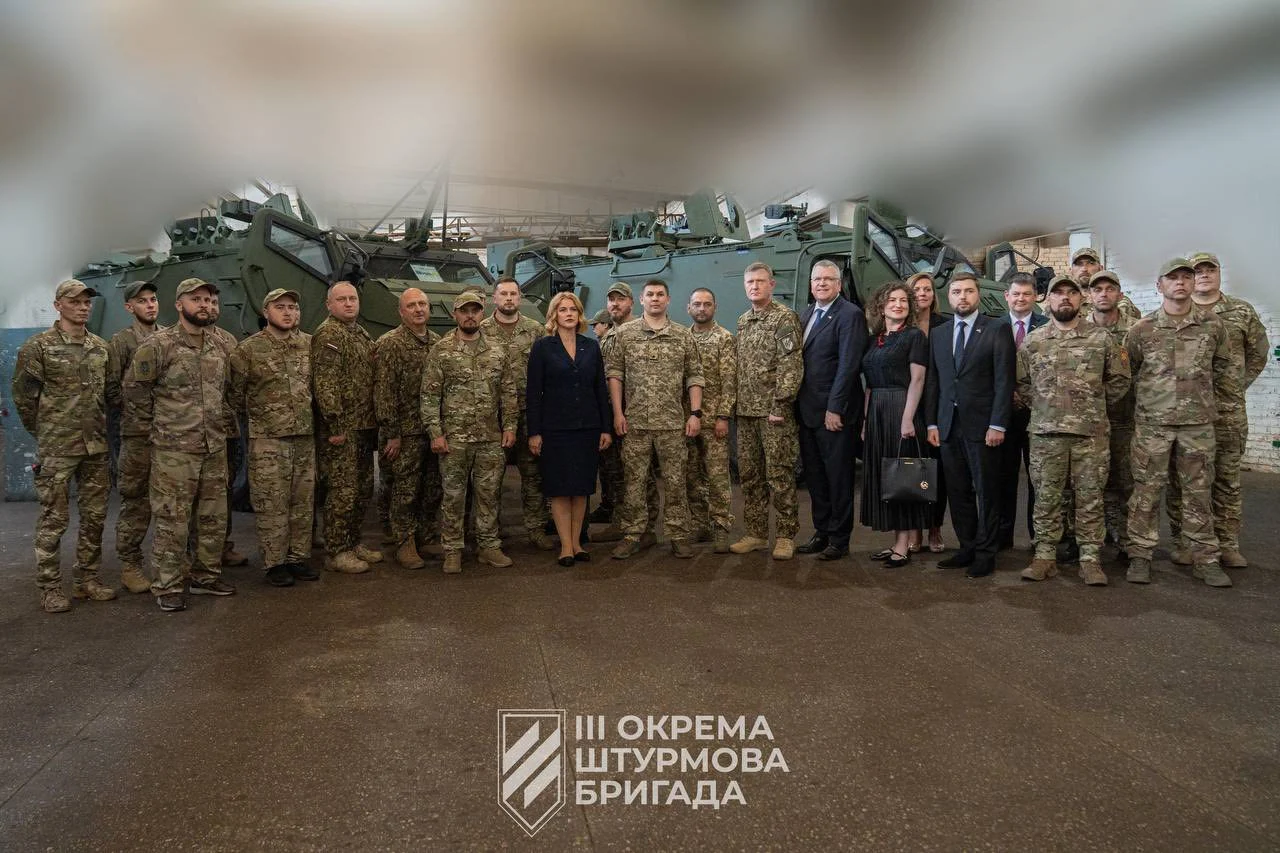 III армійський корпус ЗСУ отримав бронетранспортери Patria