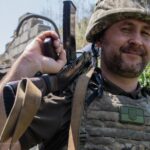 Скористався димовою завісою ворога, щоб вийти з оточення: неймовірний подвиг сержанта «Кафи»
