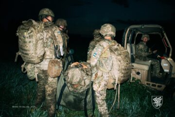 У темряві, де навіть дихання — звук: як десантники відпрацьовують нічні дії без права на помилку