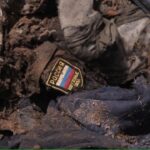 Зі своїх мертвих знімали штани, «лутали» їх конкретно: про повагу у російському війську