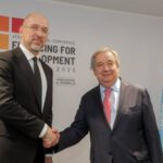 Шмигаль обговорив із генсеком ООН Гутеррешем обстріли України та розмінування