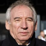 Французький парламент вкотре провалив голосування за вотум недовіри уряду