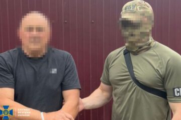 СБУ: у Житомирі затримали рекетира, який “вибивав” гроші у ексвійськового