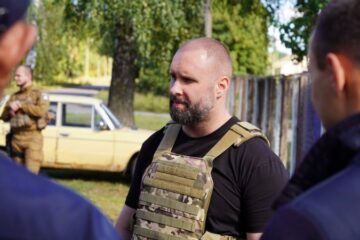 На Харківщині через атаки РФ поранені цивільні і пошкоджені будинки