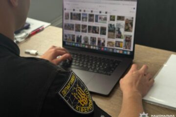 Судитимуть мешканку Львівщини, яка видурила у військового майже мільйон гривень