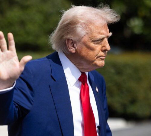 Трамп: “Ми продовжуємо давати зброю Україні”