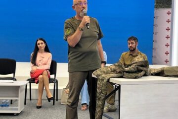 Джерела: обшук в Резнікова проходив за ухвалою суду, процесуального статусу в справі він не має