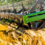 Росіяни атакували дроном комбайн у Запорізькій області