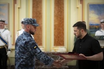 Зеленський відзначив державними нагородами воїнів ВМС ЗСУ