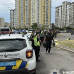 Підійшов до авто і вистрілив: у Києві невідомий убив чоловіка