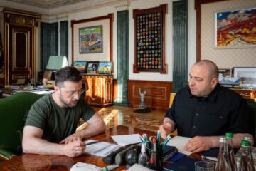 Зеленський провів нараду з Умєровим: Україні потрібно більше позитивної динаміки у відносинах зі США