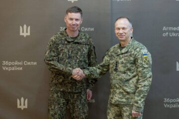Сирський обговорив потреби ЗСУ на фронті із командувачем Збройних сил Латвії