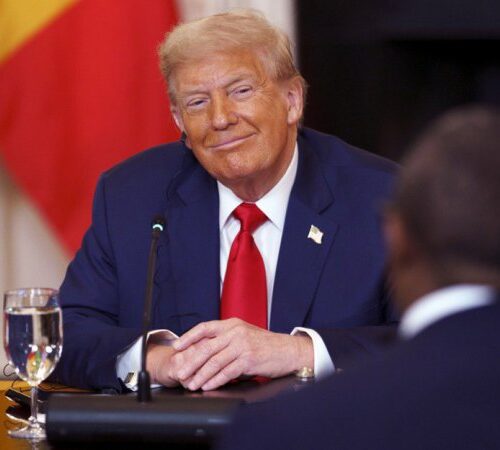 ​У США звільнили понад 20 співробітників Мін’юсту, які розслідували справи проти Трампа