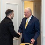 ​Зеленський обговорив із Келлогом потреби української армії та збільшення тиску на Росію