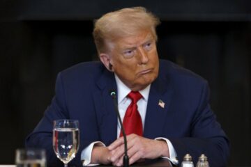 Трамп: Україна отримає озброєння на мільярди доларів