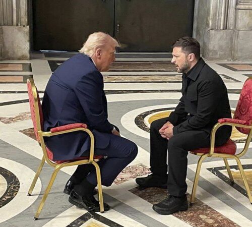 FT: Трамп питав Зеленського, чи може Україна вдарити по Москві. Той сказав, що може, якщо дадуть зброю