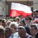 У Польщі розглядають зміну герба, прапора та гімну