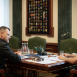 Зеленський зібрав окремих міністрів напередодні заміни прем’єра