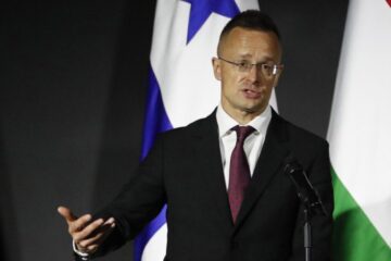 Угорщина ініціює санкції ЄС проти України