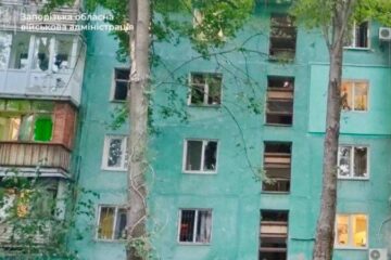 Внаслідок російської атаки по Запоріжжю у двох будинках вибиті вікна