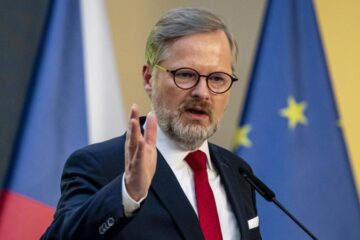 Чехія не приєднається до закупівлі американської зброї для України