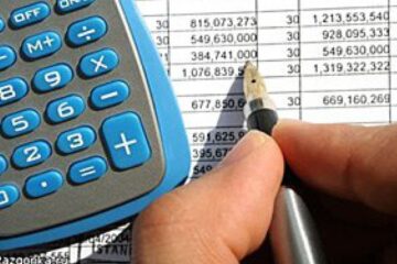 Журналісти виявили сотні випадків заниження вартості авто у деклараціях посадовців і народних обранців