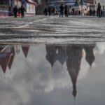 У РФ вночі лунали вибухи. Росіяни скаржилися на атаку дронів