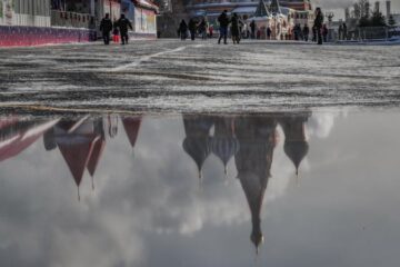 У РФ вночі лунали вибухи. Росіяни скаржилися на атаку дронів