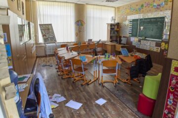 Харківська ОВА спростувала чутки про тиск на батьків і «захоплення» шкіл