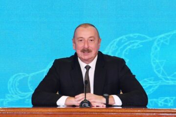 Алієв закликав Україну “не погоджуватися на окупацію” і заявив, що Азербайджан готує позов проти РФ через збитий літак