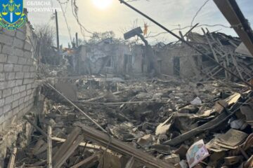 На Херсонщині унаслідок російського удару постраждала родина