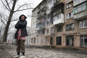 Росіяни атакували “шахедами” центр Слов’янська, є загиблий