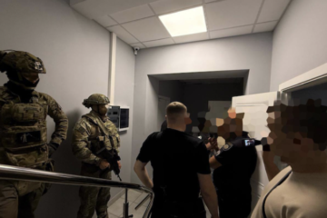 Джерела: СБУ проводить обшуки в окремих детективів НАБУ за підозрою в державній зраді