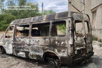 Російський дрон атакував цивільне авто у Степногірську