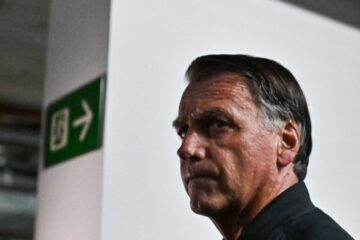 У Бразилії суддя погрожує Болсонару тюрмою за порушення заборони на дописи у соцмережах